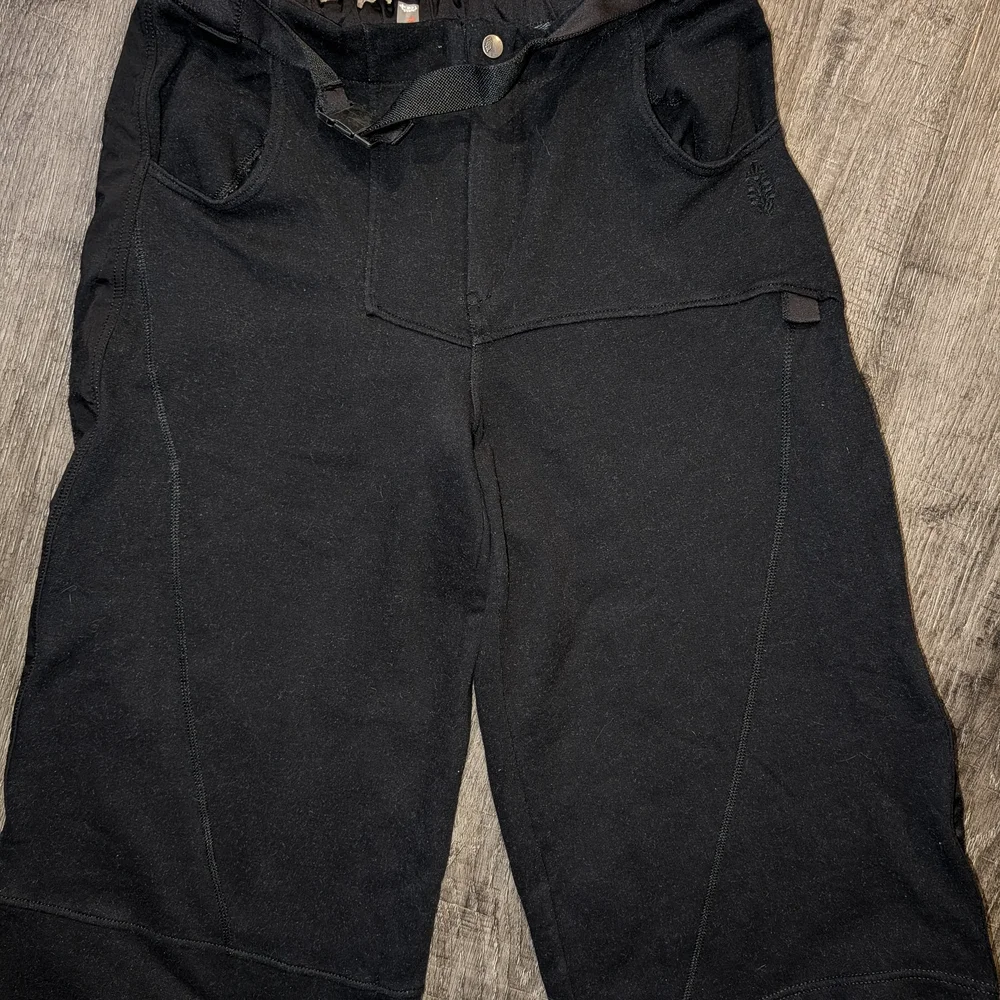 FP Movement by Free People Black Cropped Pants - Picture 4 of 11